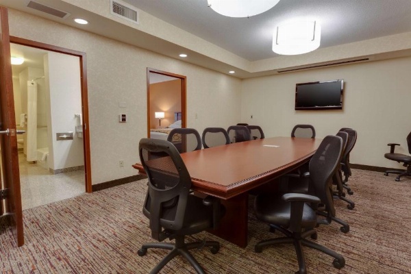 Drury Inn & Suites Baton Rouge image 96